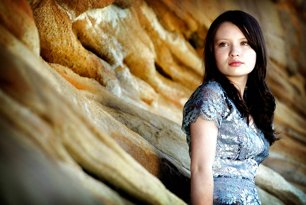 Emily Browning Ultimative Akt Sammlung #13047472