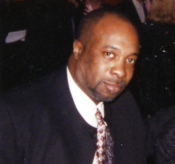 エドガー・P.
 #4899811