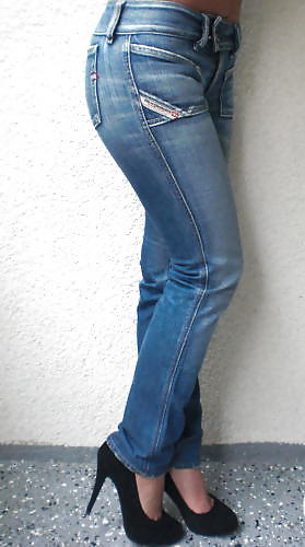 Queens in Jeans LLIV #20251712