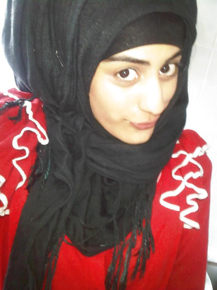 Hijabi Paki Teen #9931562