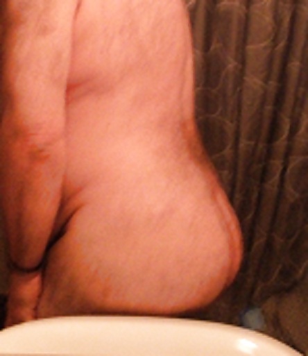 Luc derriere
 #17939000