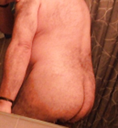 Luc derriere
 #17939018