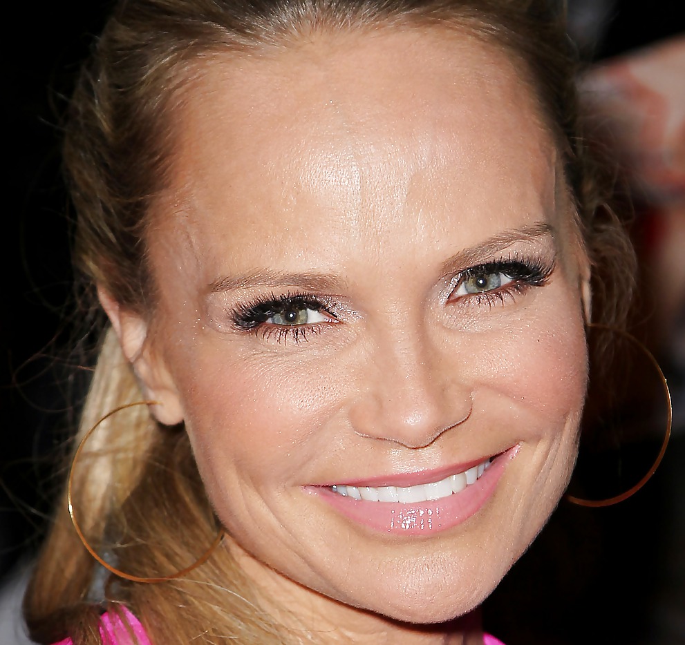 Kristin chenoweth
 #15806434