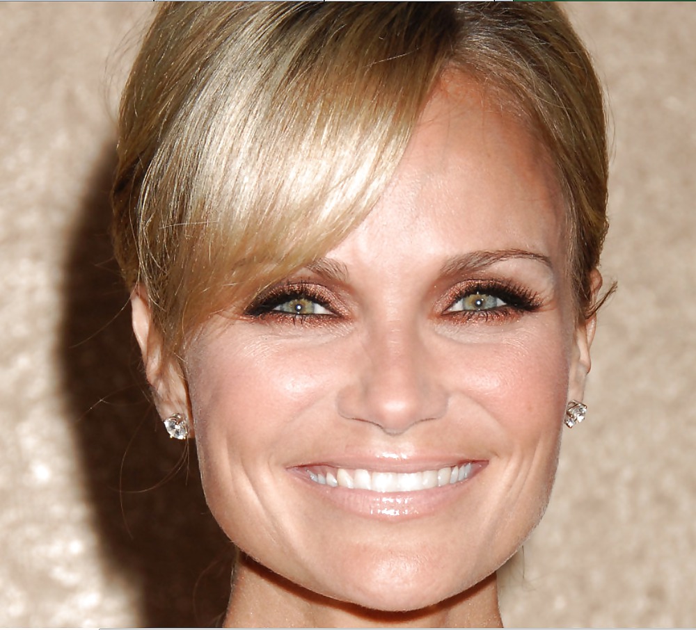 Kristin chenoweth
 #15807100