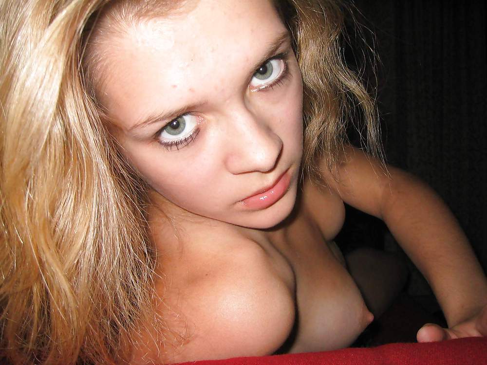 Amateur french teengirl #21989024