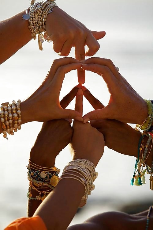 ¡La paz y el amor !
 #19809882