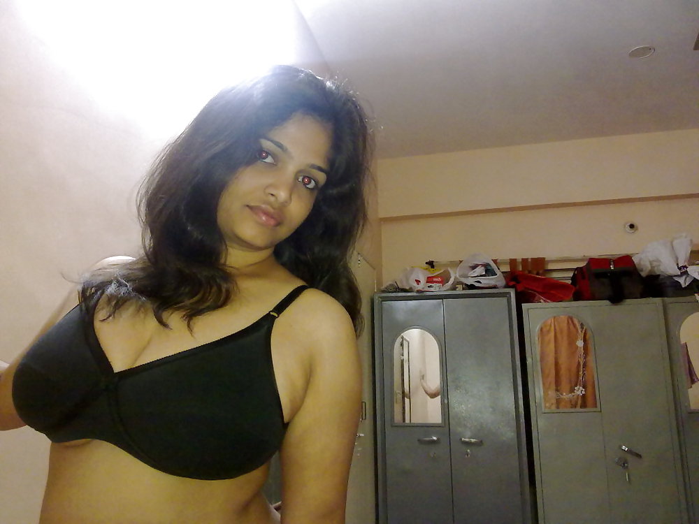 Hot Indian MILF #18965343