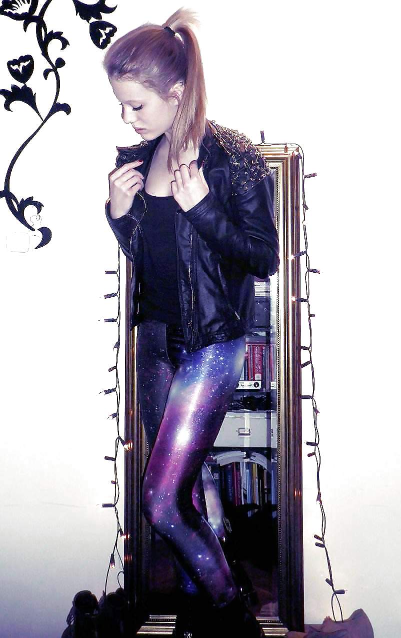 The best Leggings I have found in Hamsters - Space Leggings #16021530