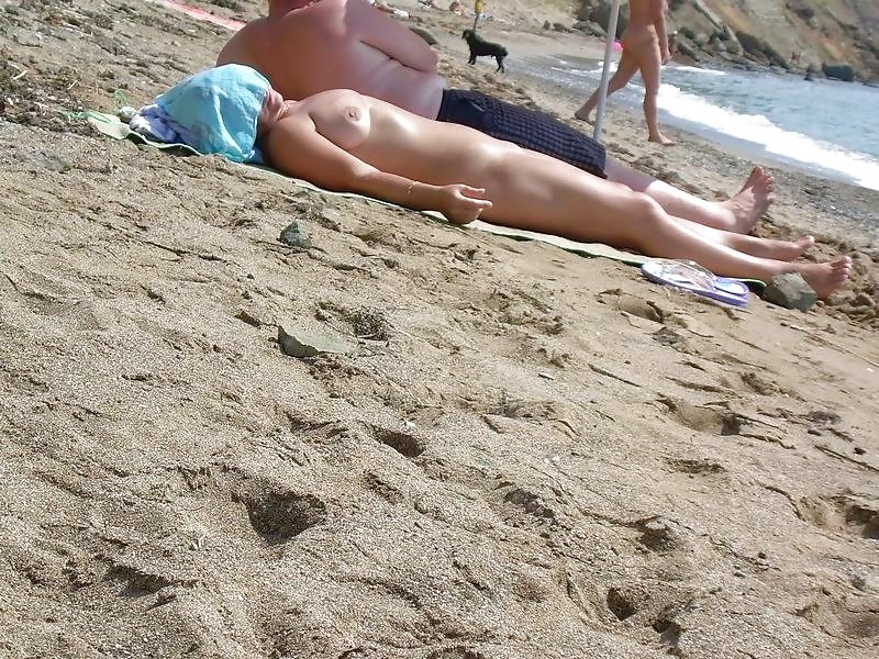 Mayores nudistas de playa
 #665106