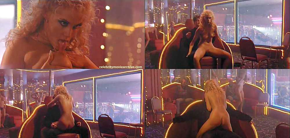 Elizabeth Berkley #4010443