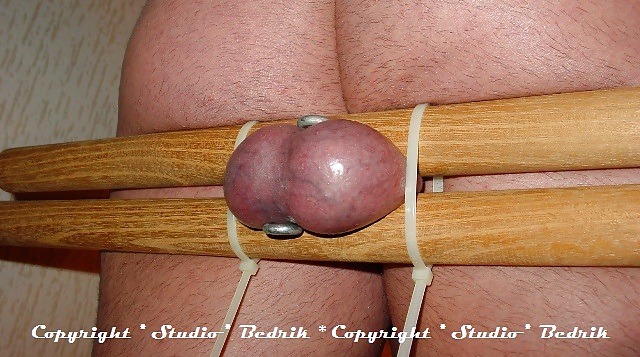 Stretched balls as Humbler by Bedrik #15081992