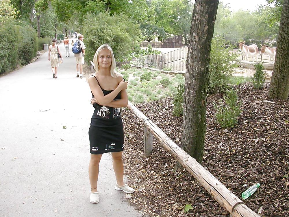 FLASHING IN PUBLIC - JARKA #6902054