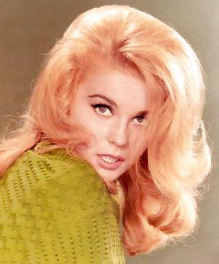 ¿Alguien es fan de Ann Margaret?
 #19665825