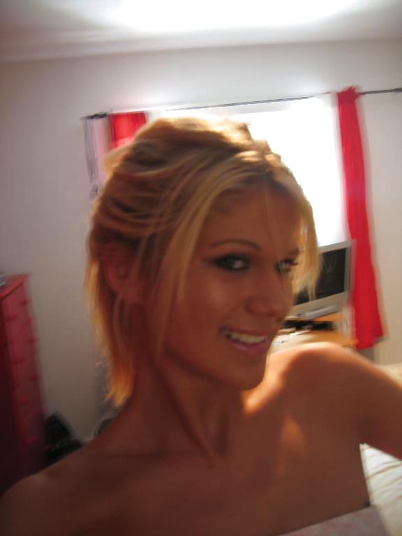 BLOND BITCH 3 #3881546