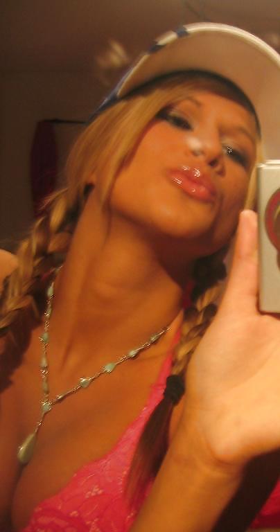 BLOND BITCH 3 #3881567