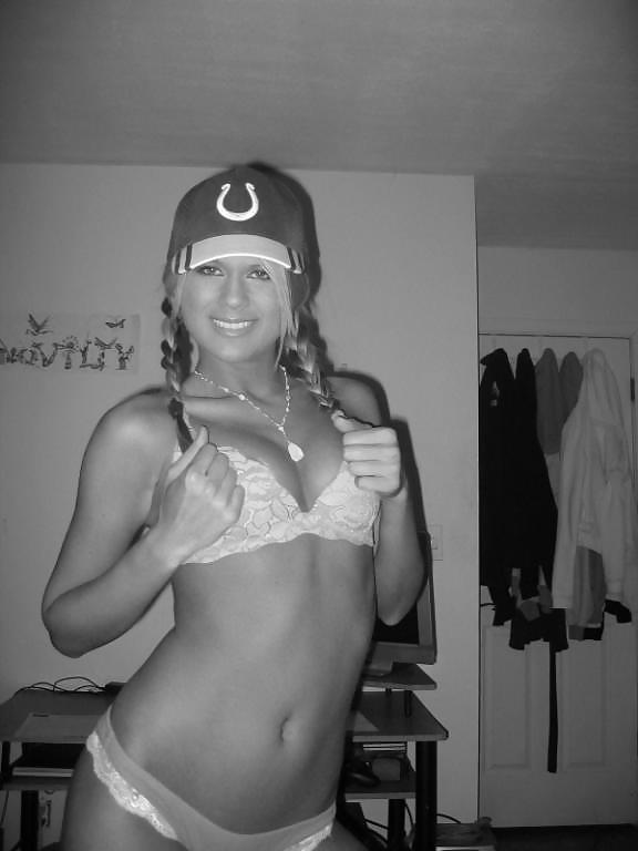 BLOND BITCH 3 #3881590