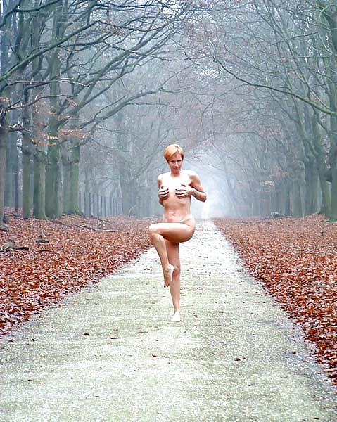 The Sexy Housewife 33 #4352667