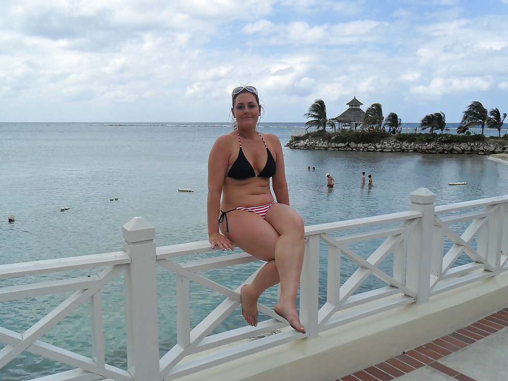 Amazingwife2011 #8357884