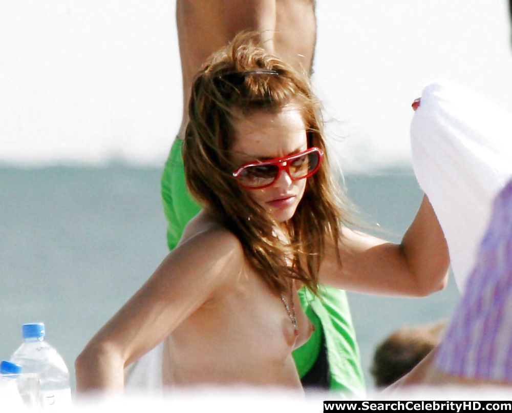 Mena Suvari - Topless candids on Miami beach #17717669