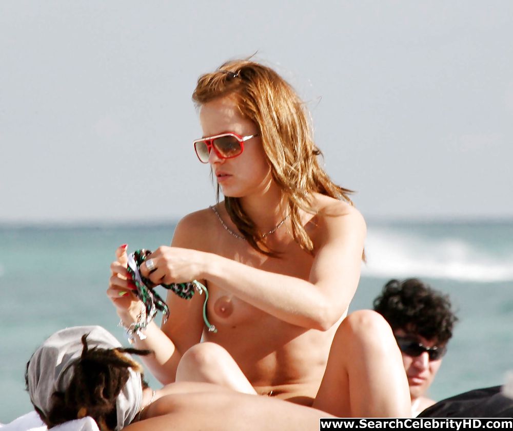 Mena Suvari - Topless candids on Miami beach #17717731