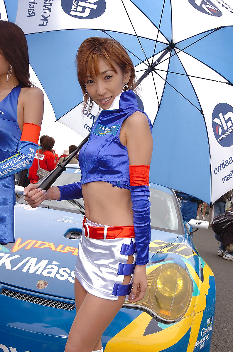 Reinas japonesas de la carrera en la pista (3)
 #5737720