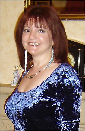 Hot MILF Tessa #8925114