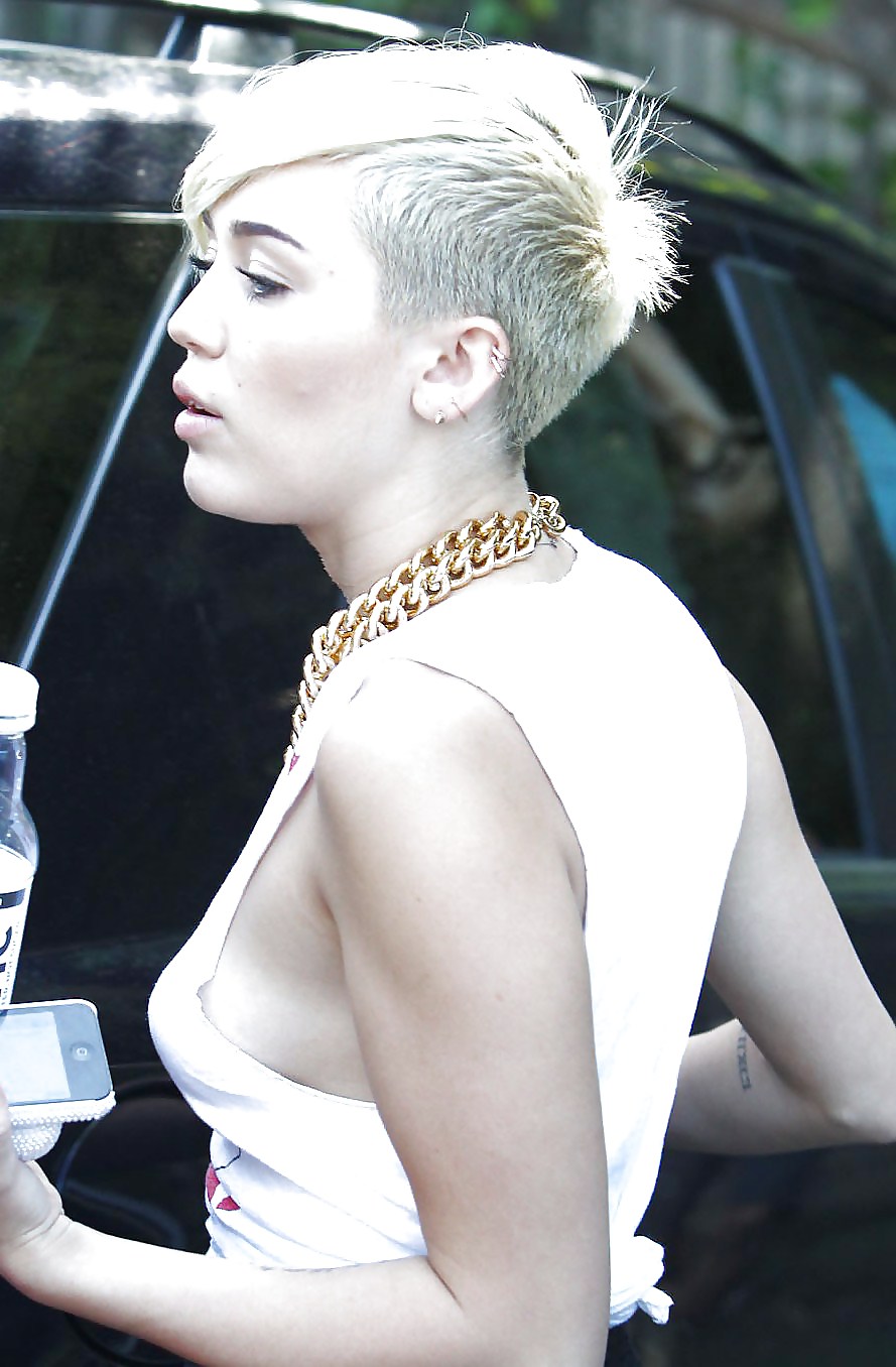 Miley cyrus 2
 #20011954