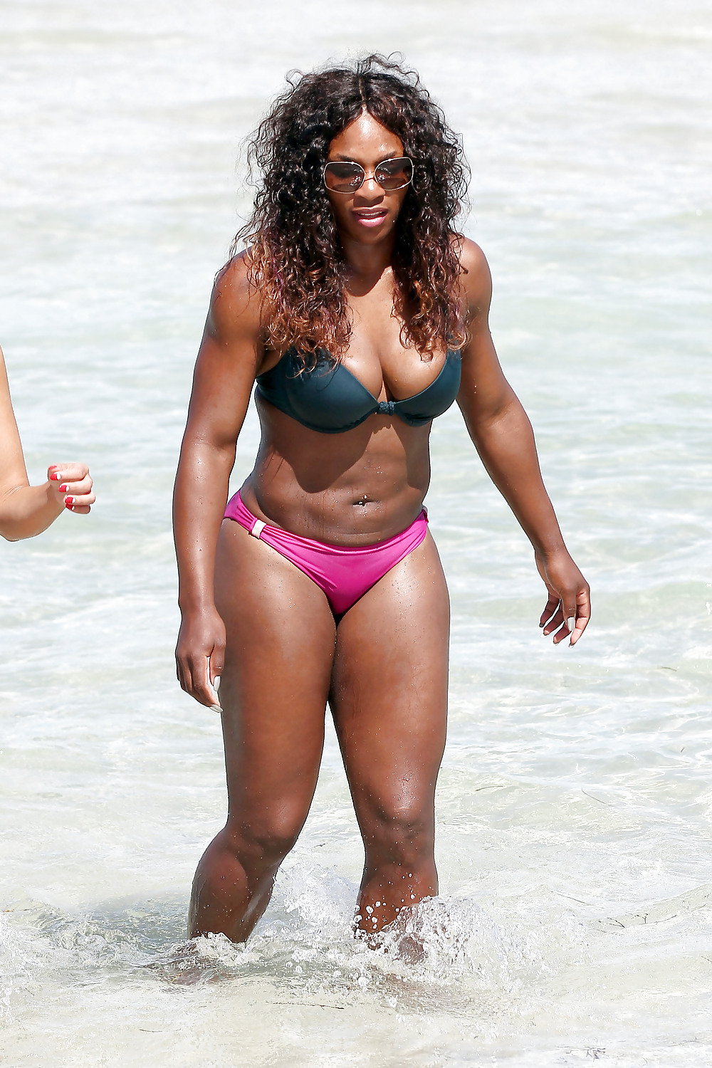 Serena Williams - wearing a bikini at a beach in Miami #5325732