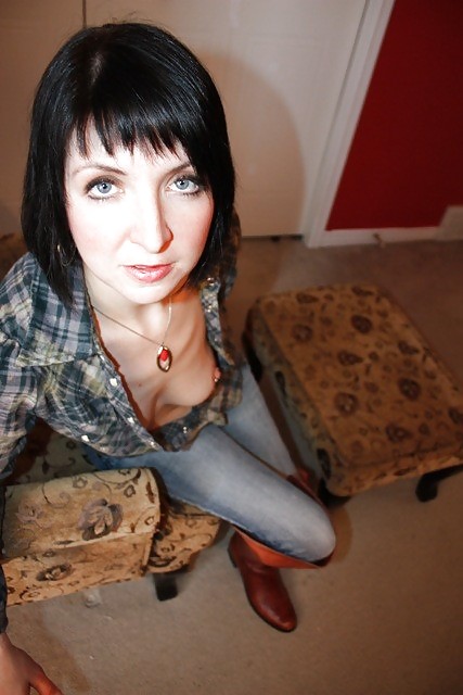 Queens in jeans LI #9374290