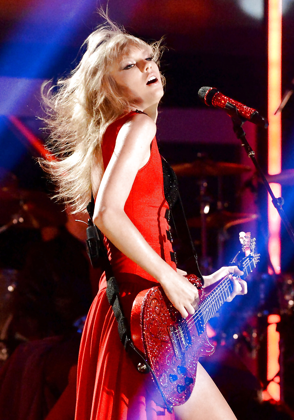 Taylor Swift #18121793