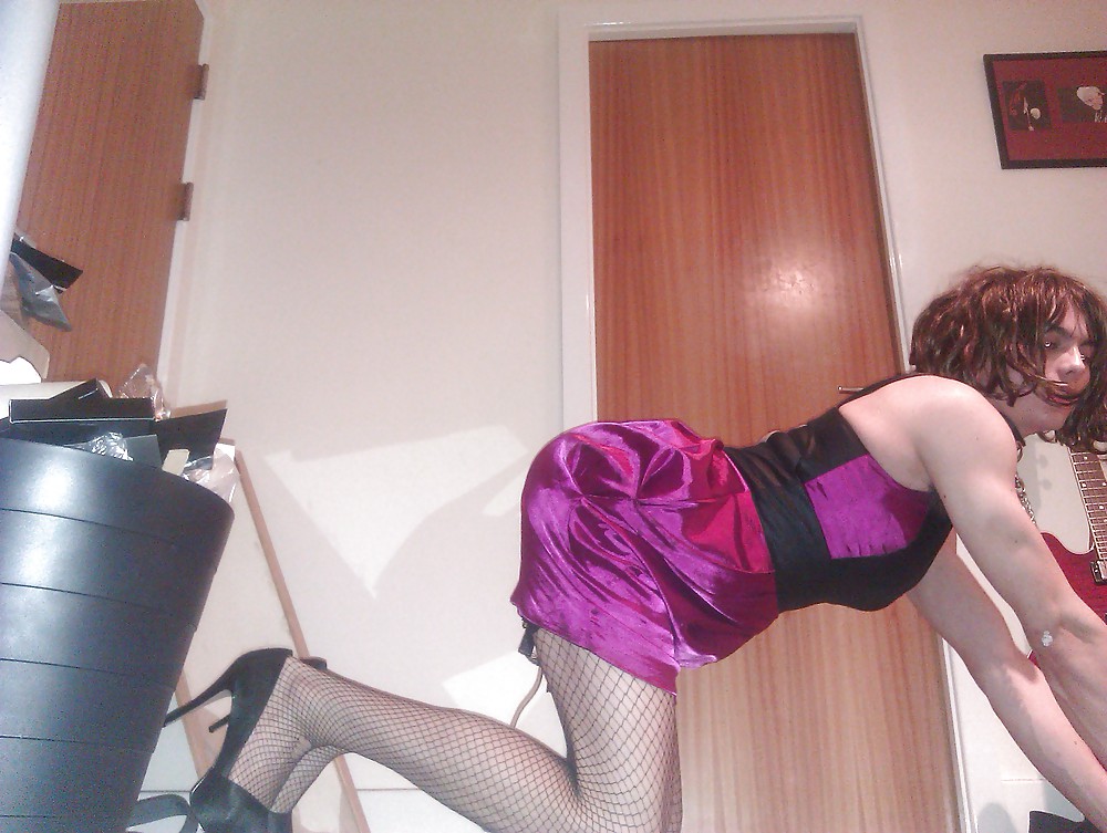 Emma Schlampe DWT Tranny Hure Bilder #18915903
