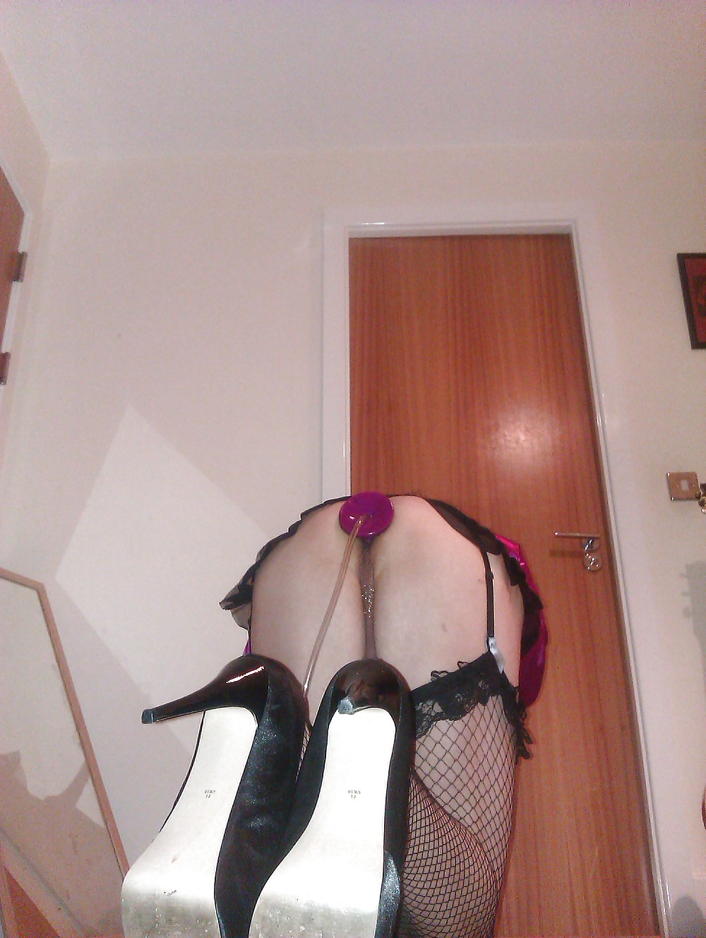 Emma Schlampe DWT Tranny Hure Bilder #18915910