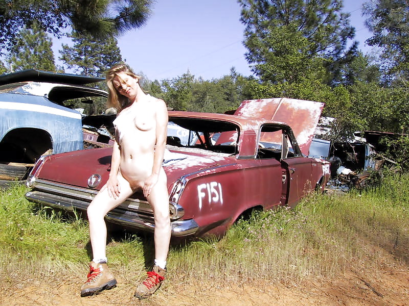 Housewives showing for us #7719889