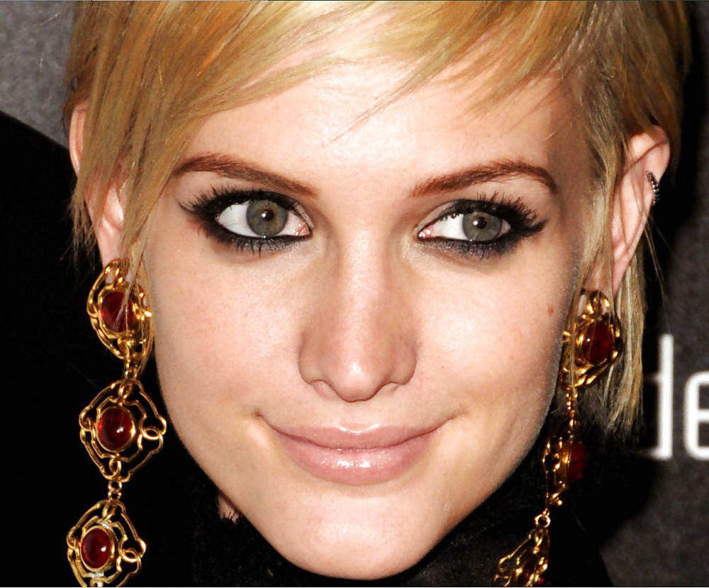 Ashlee Simpson #14157232