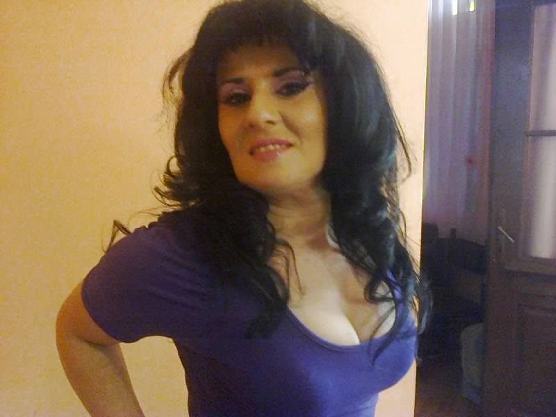 Its height and physical appearance #20830066