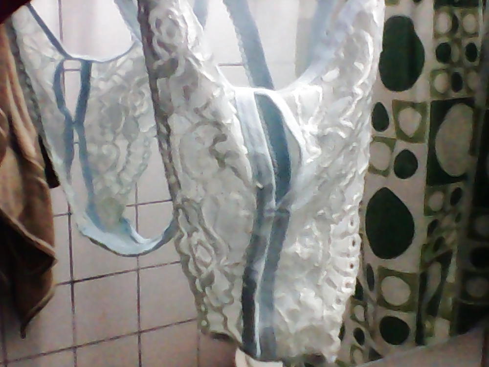 Tangas de mi vecina #19779717