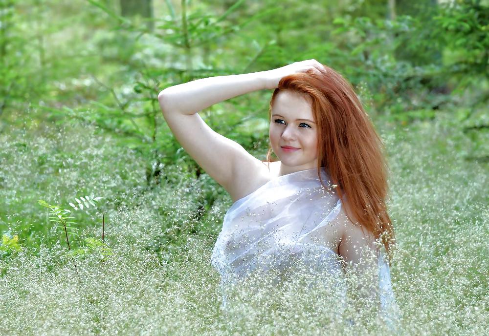 Terezka - Celestial Red #10003982