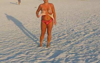 Ma Femme Sexy Aime Les Vacances De Printemps En Floride #11788206