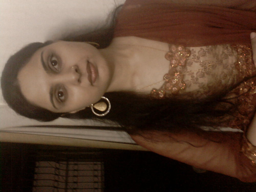 Naima #6353115