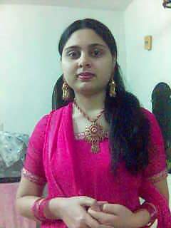 Naima #6353124