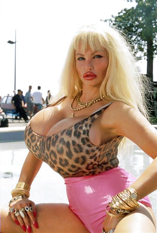 Lolo Ferrari #19787899