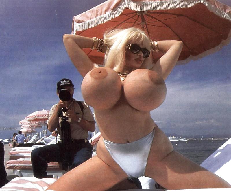 Lolo Ferrari #19788326