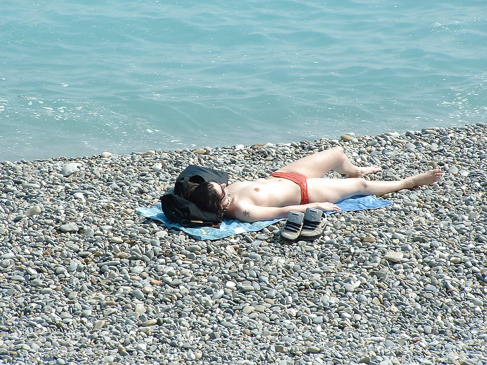 Voyeur sur la plage seins nus (Voyeur sur la plage seins nus) （ビーチでのおっぱい盗撮
 #9902337