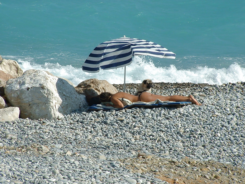Voyeur sur la plage seins nus (stare titties on seaside) #9902341