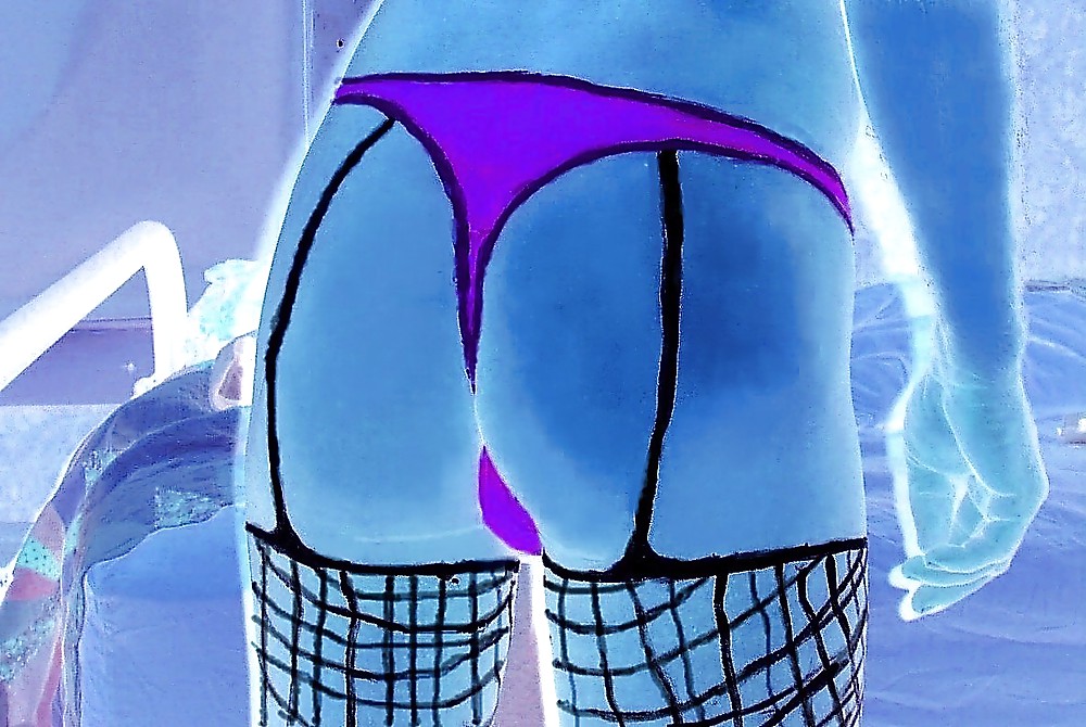 Crossdresser body painting #3400113