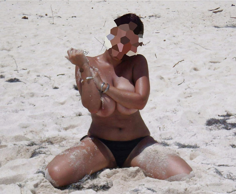 Mi esposa en la playa Punta Cana #4702656
