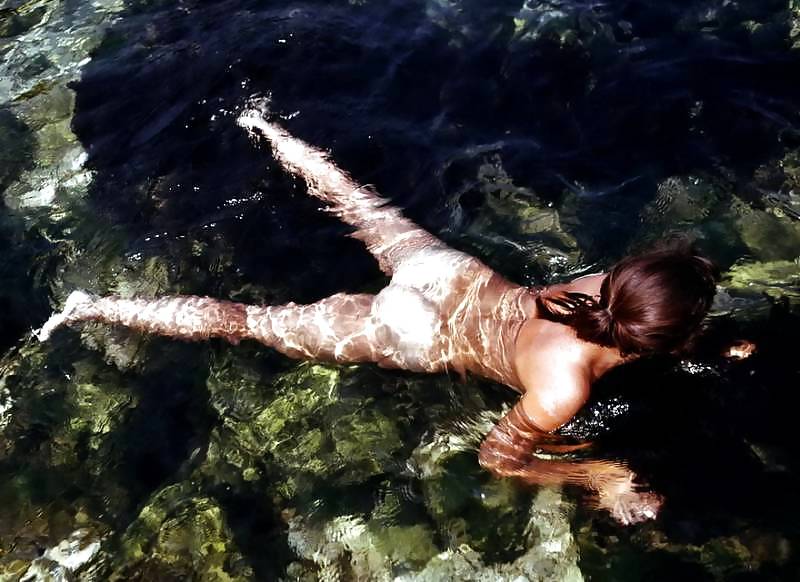 Ragazze bulgare da spiaggia del mare nero - vi
 #10718316