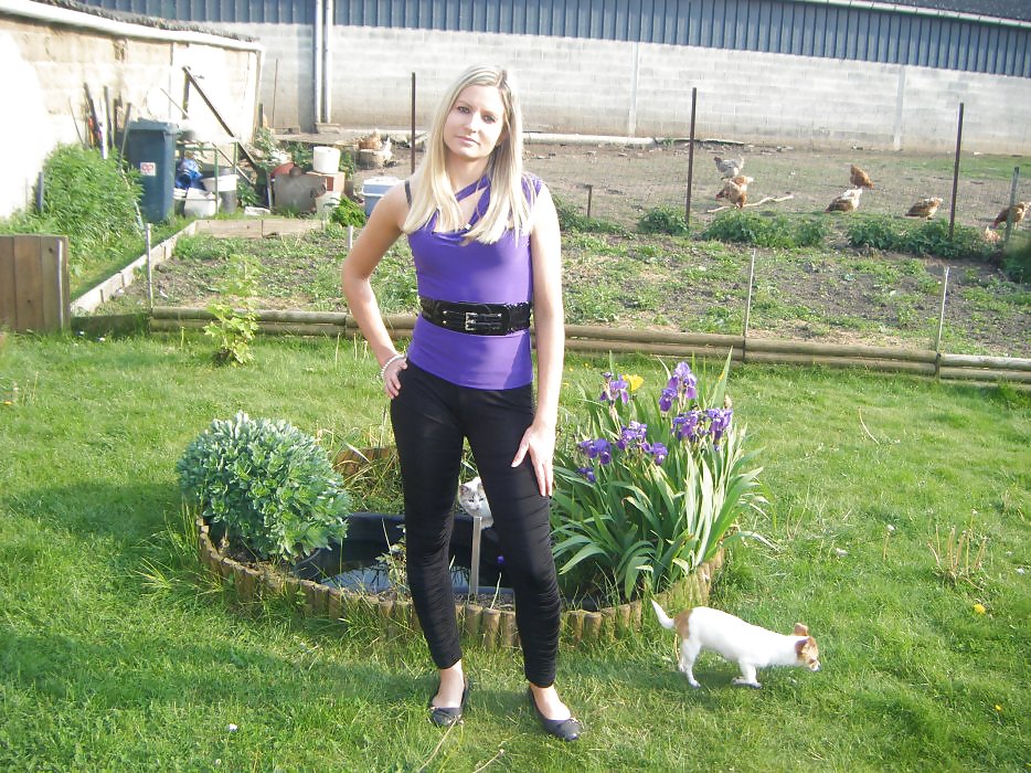 ISABELLE ET LUDIVINE de valenciennes #15030434