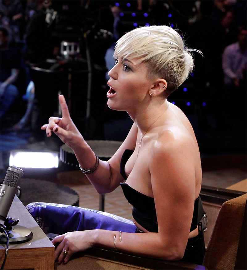 Miley cyrus 
 #10741053