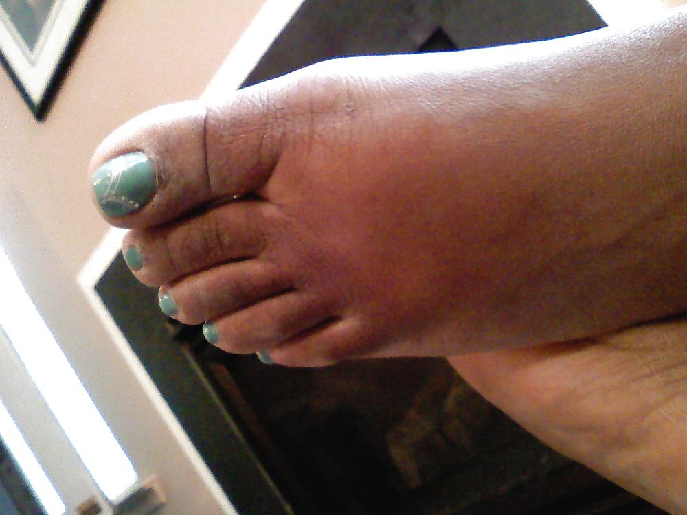 My wife cute feet & toes #4010386